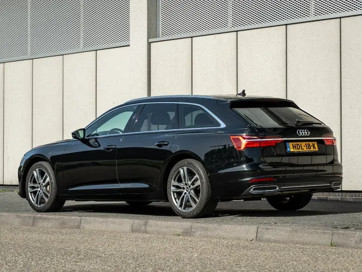 Audi A6 Avant 2021 photo 2
