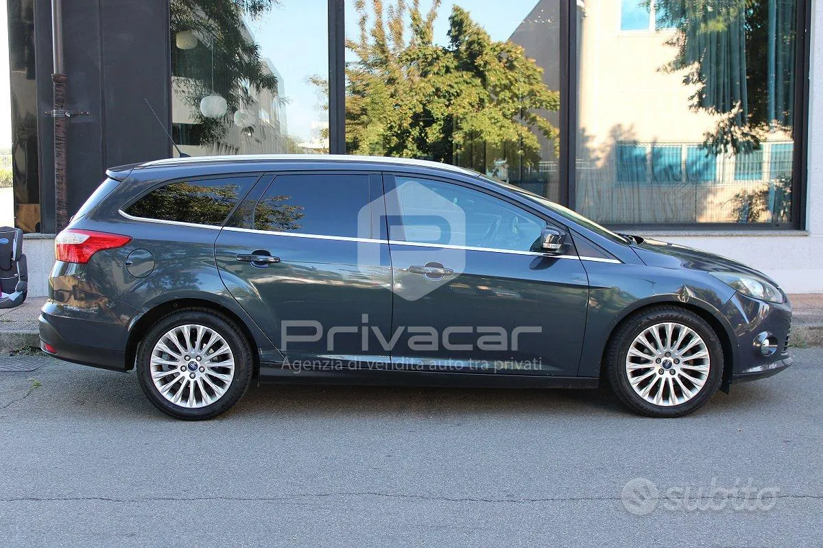 Ford Focus 2012 photo 4