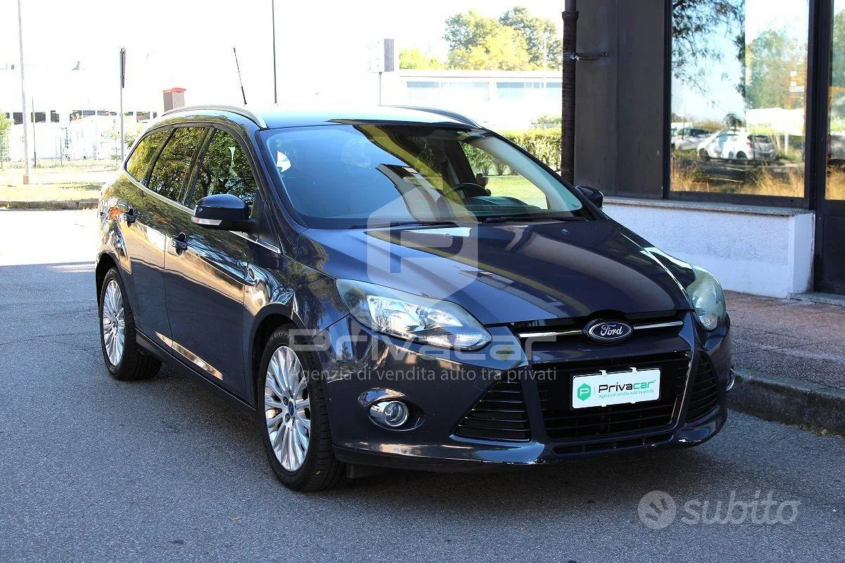 Ford Focus 2012 photo 3