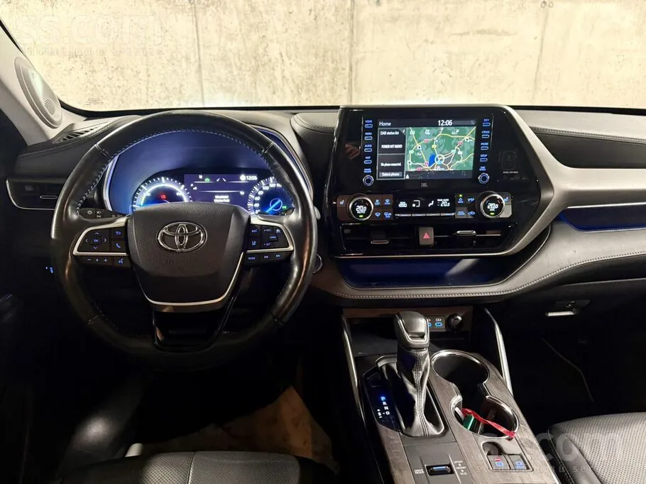 Toyota Highlander 2022 photo 4