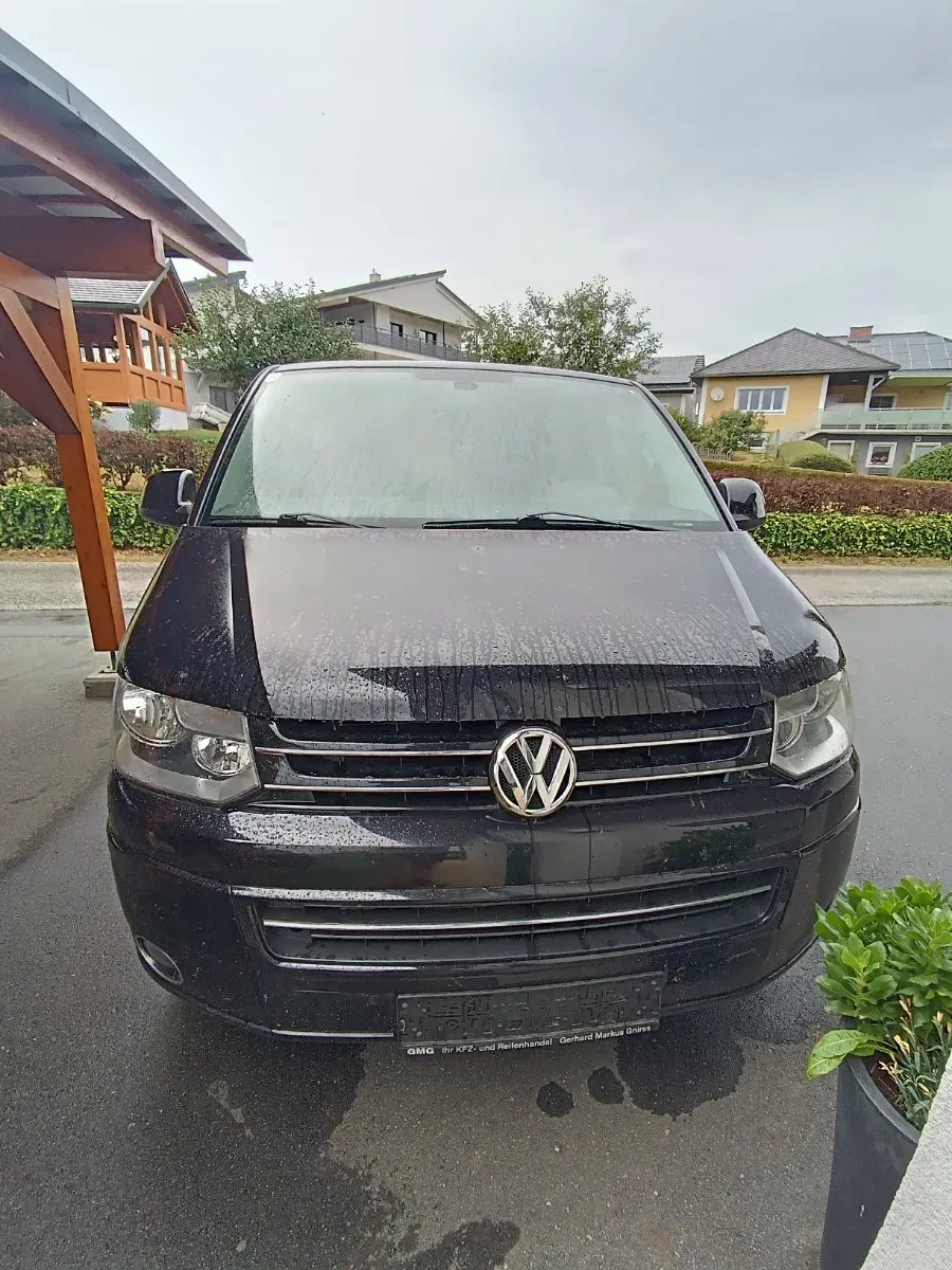 Volkswagen T5 2010 photo 3