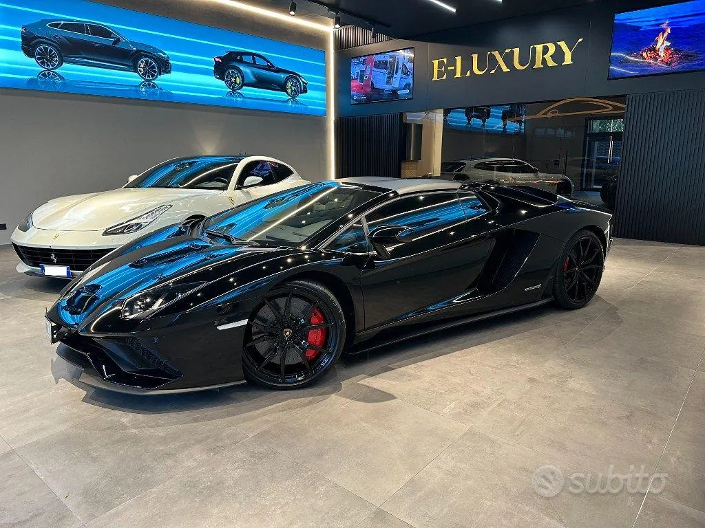Lamborghini Aventador