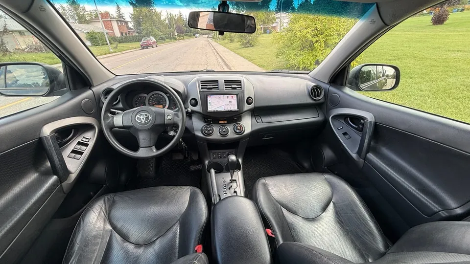Toyota Rav4 2010 photo 5