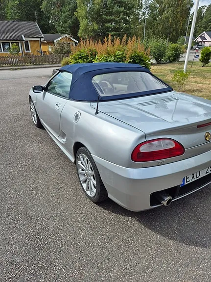 MG Tf 2003 photo 4