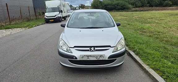 Peugeot 307 2002 photo 2