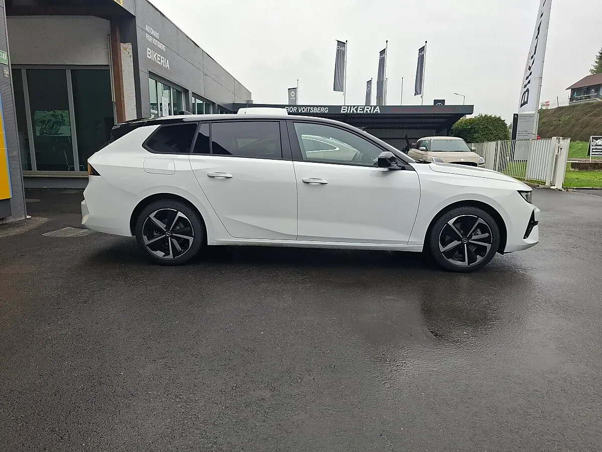Opel Astra 2025 photo 2