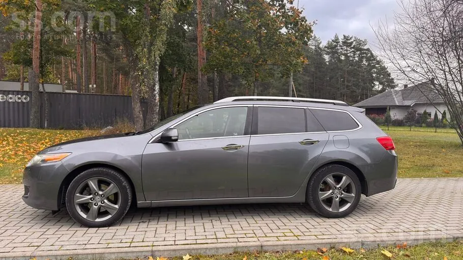 Honda Accord 2010 photo 3