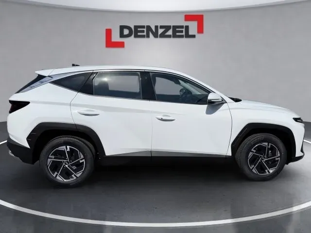 Hyundai Tucson photo 3