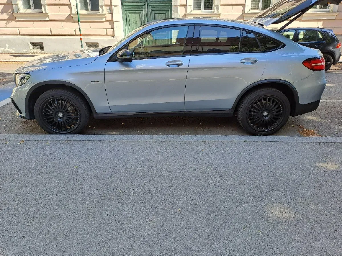 Mercedes-Benz Glc 2018 photo 2