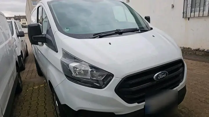 Ford Custom