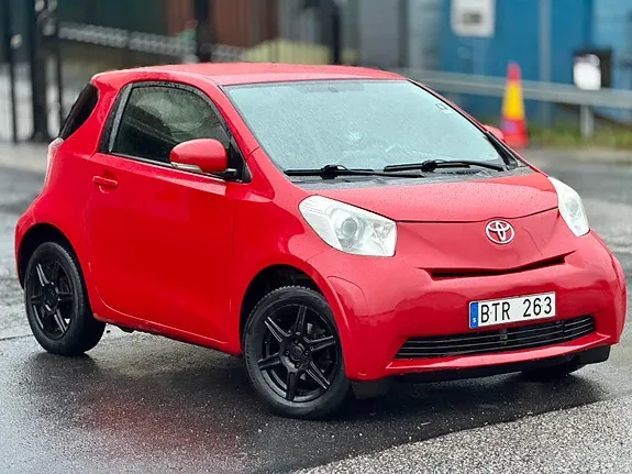 Toyota Iq 2011 photo 3