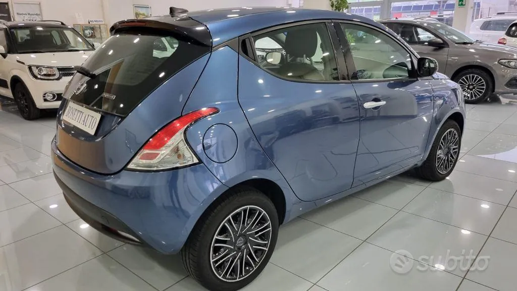 Lancia Ypsilon 2023 photo 3