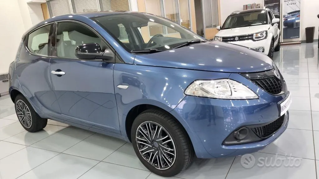Lancia Ypsilon 2023 photo 2