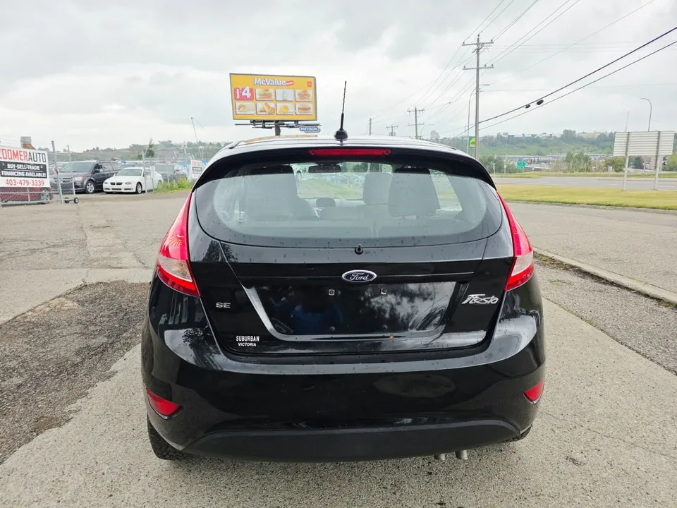 Ford Fiesta 2011 photo 5