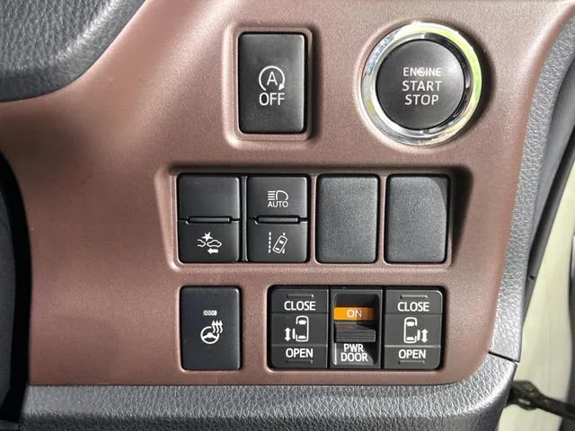 Toyota Esquaisea 2018 photo 3