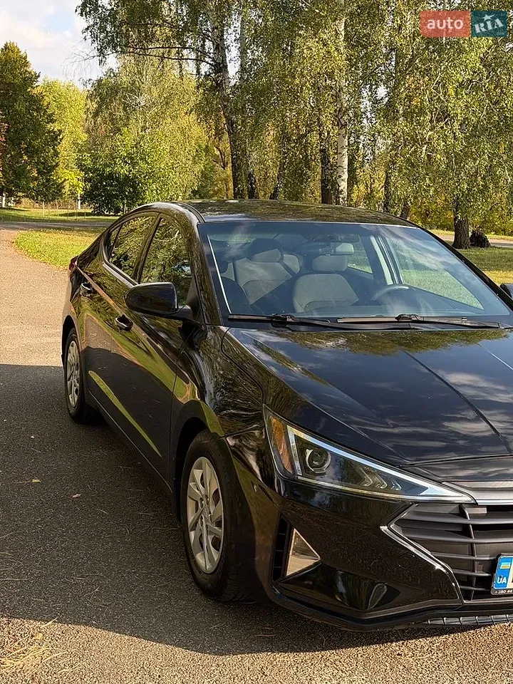 Hyundai Elantra 2019 photo 4