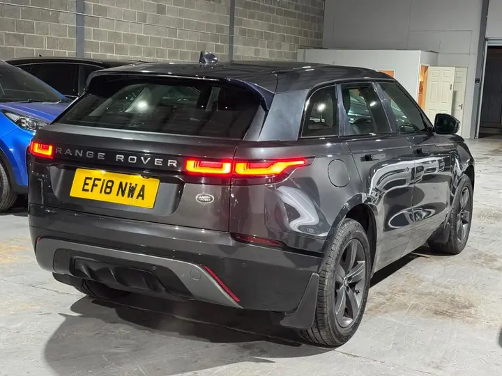 Land Rover Range Rover Velar 2018 photo 3