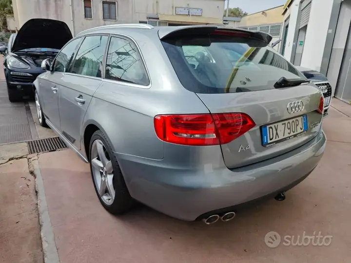 Audi A4 2009 photo 3