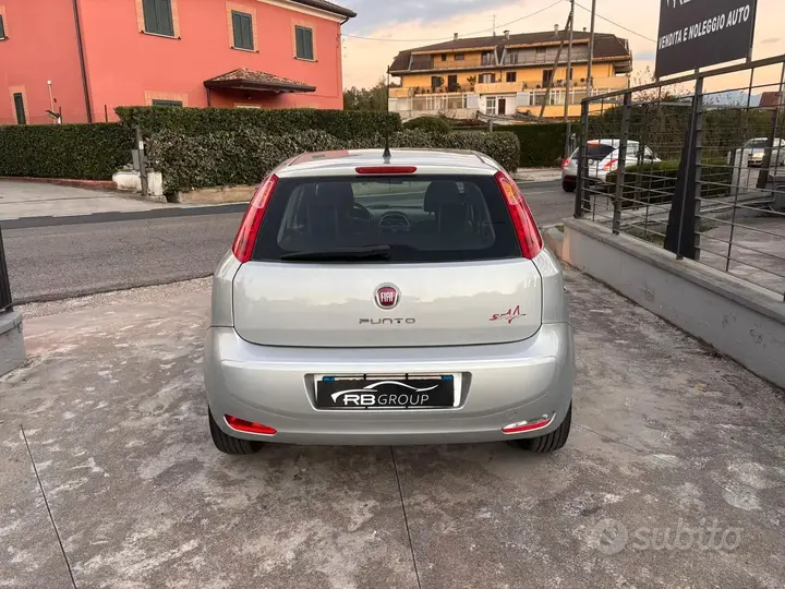 Fiat Punto 2015 photo 5