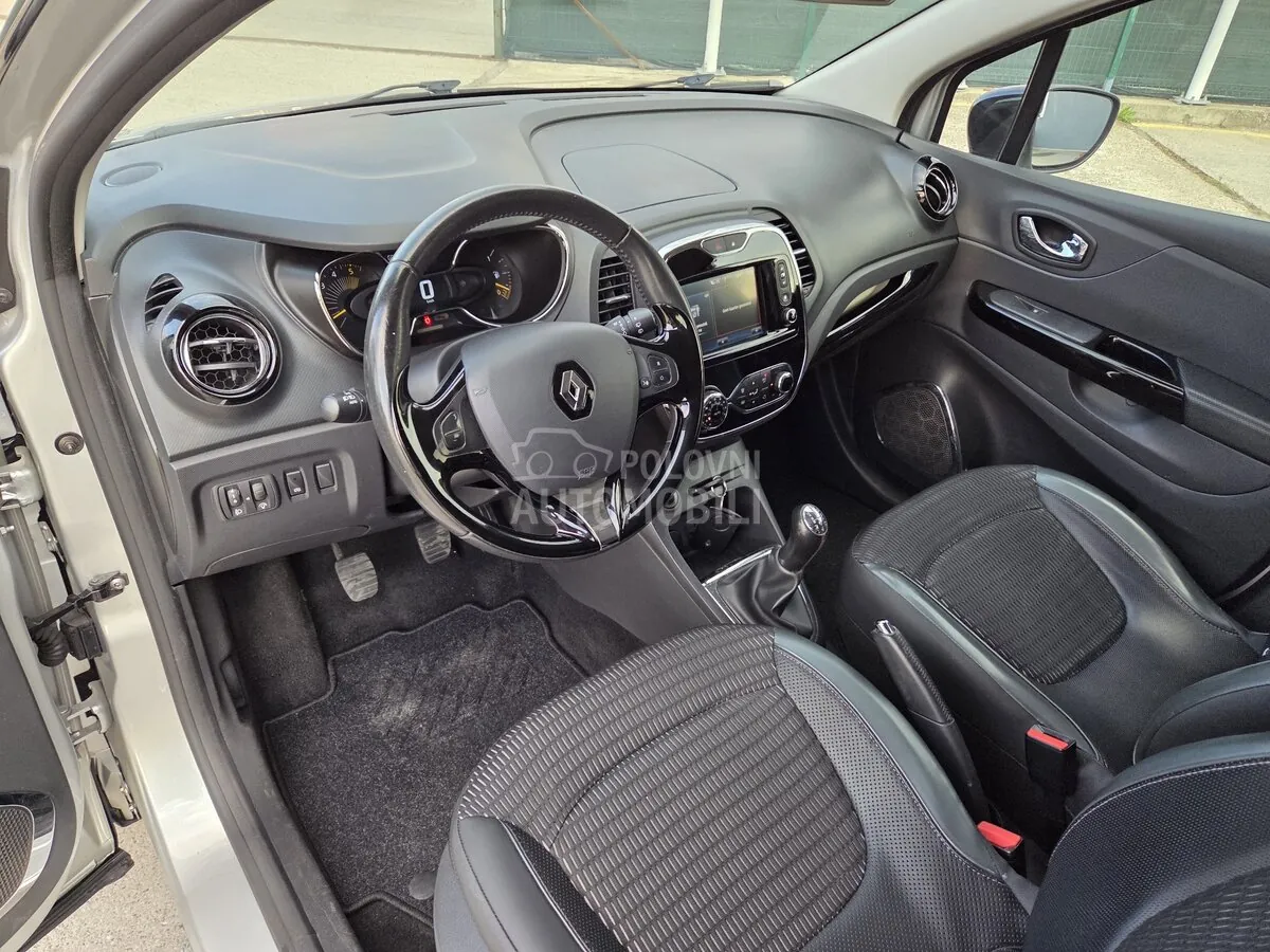 Renault Captur 2015 photo 2