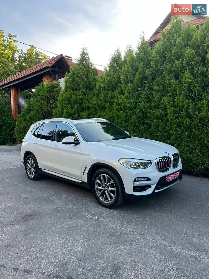 BMW X3 2019 photo 2
