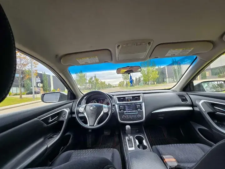 Nissan Altima 2018 photo 5