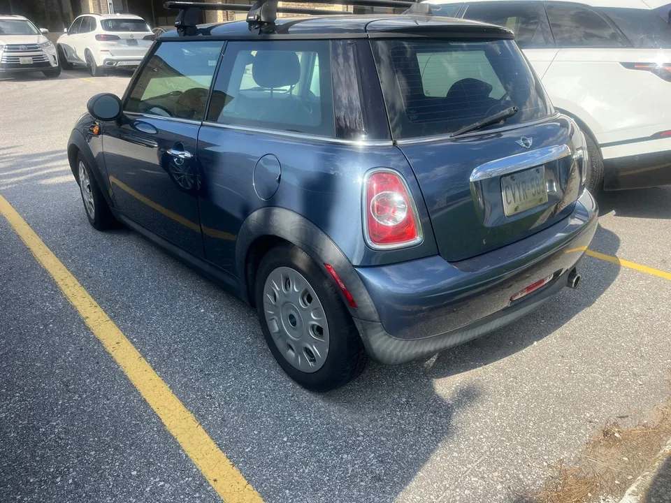 Mini Cooper 2011 photo 3