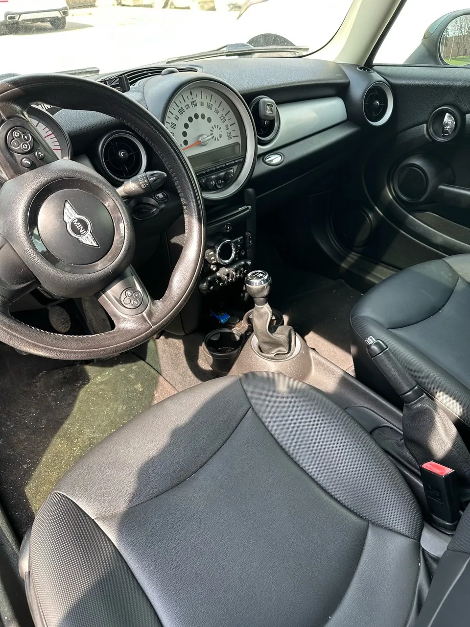 Mini Cooper 2011 photo 5