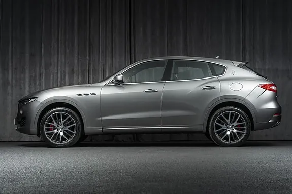 Maserati Levante 2017 photo 3