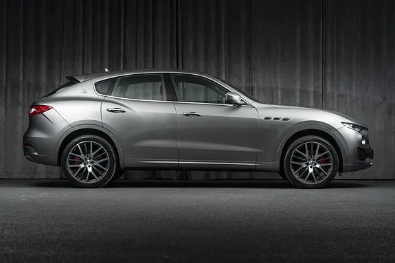 Maserati Levante 2017 photo 4