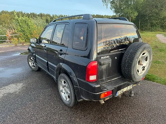 Suzuki Grand Vitara 2004 photo 4