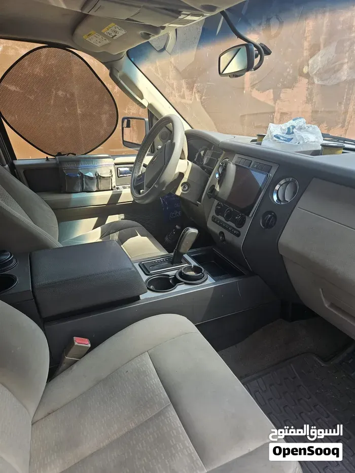 Ford Expedition 2013 photo 4