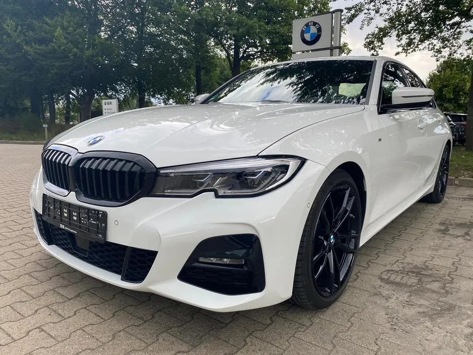 BMW G20