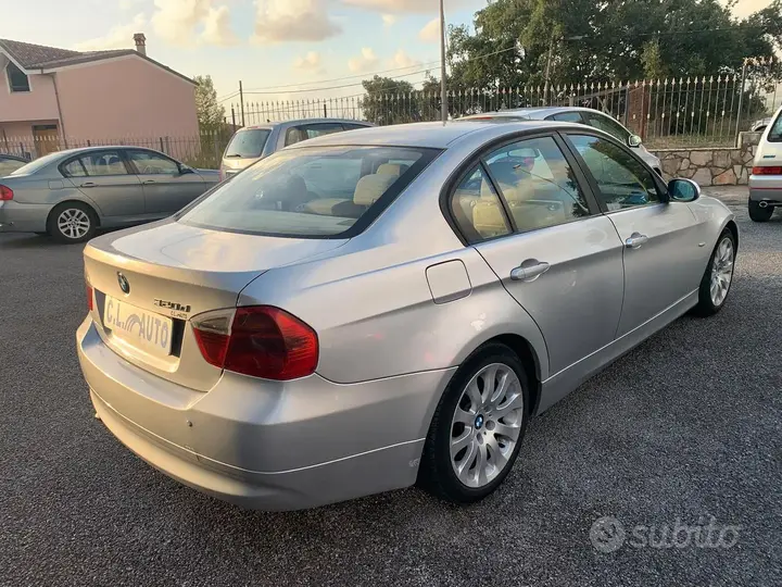 BMW 320 2005 photo 4