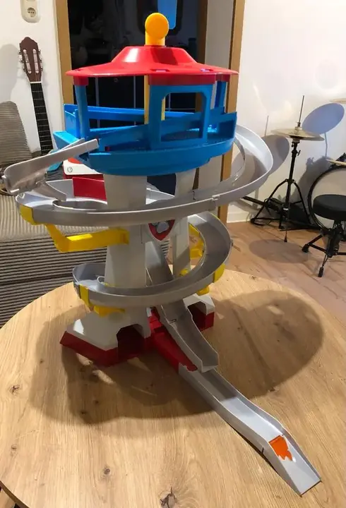 Paw Patrol Central With 4 Cars