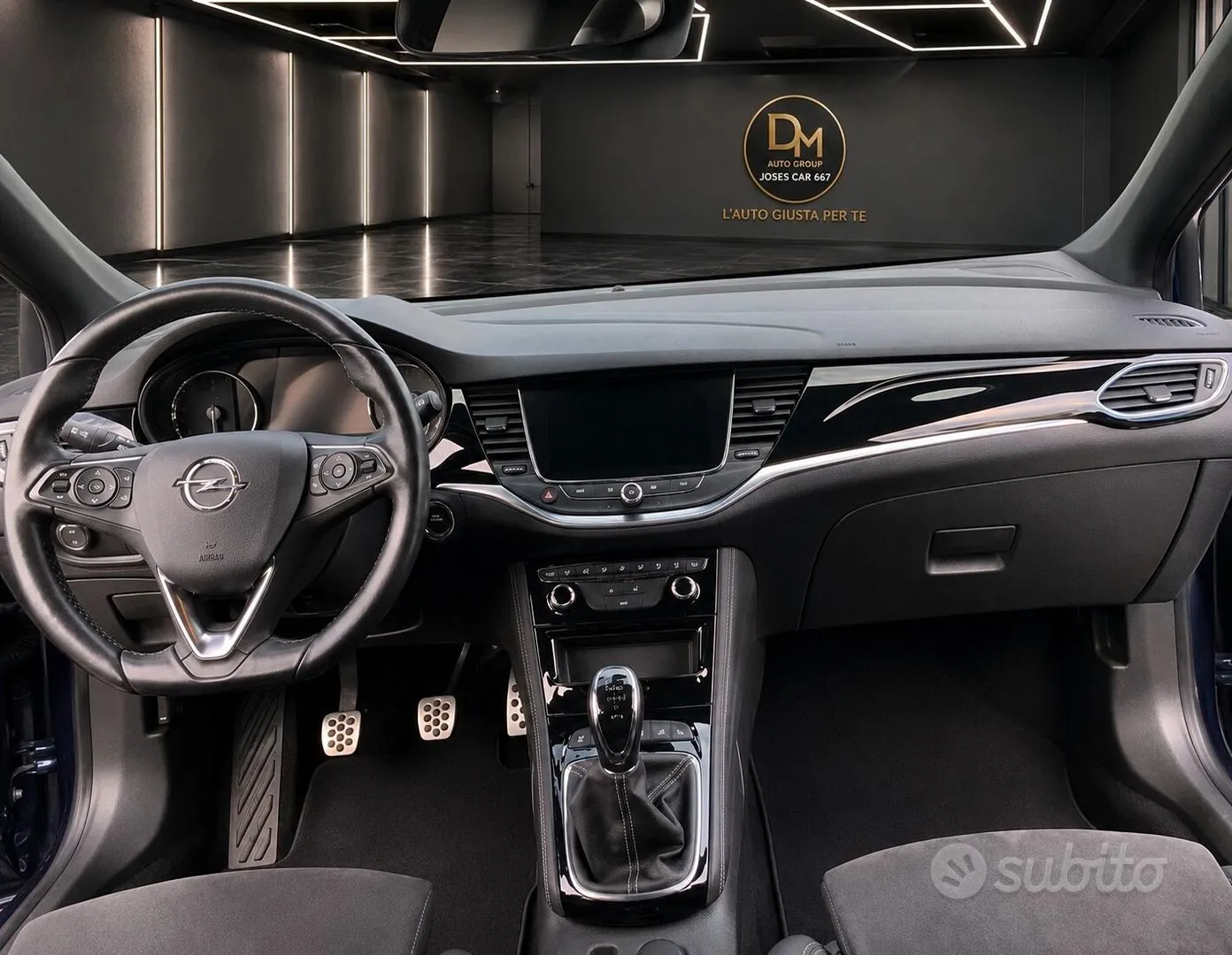 Opel Astra 2022 photo 2