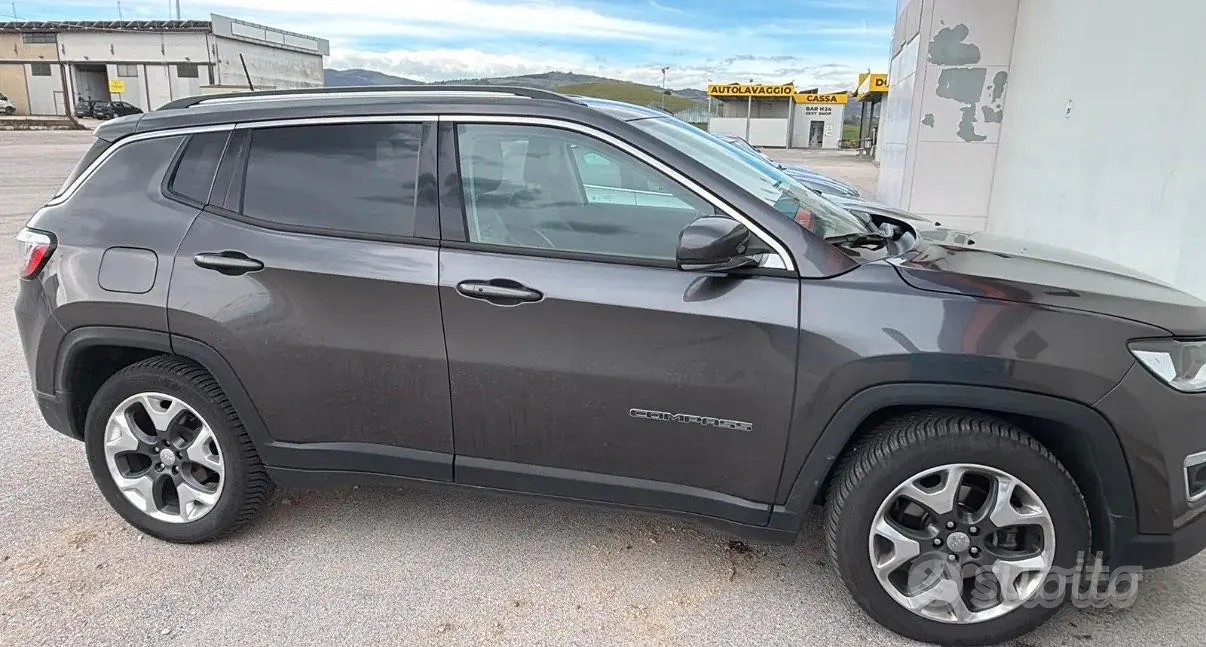 Jeep Compass 2019 photo 2