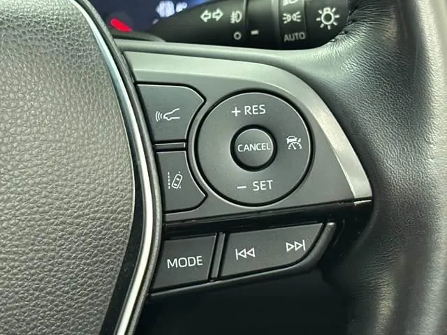 Toyota Crown Hybrid 2019 photo 5