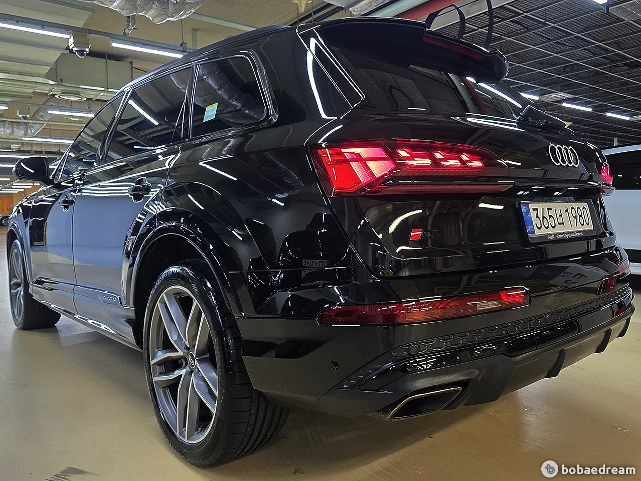 Audi Q7 2025 photo 3