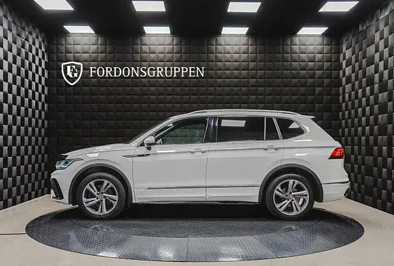 Volkswagen Tiguan Allspace 2022 photo 3