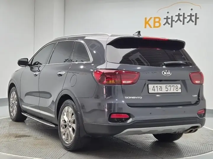Kia Sorento 2018 photo 2