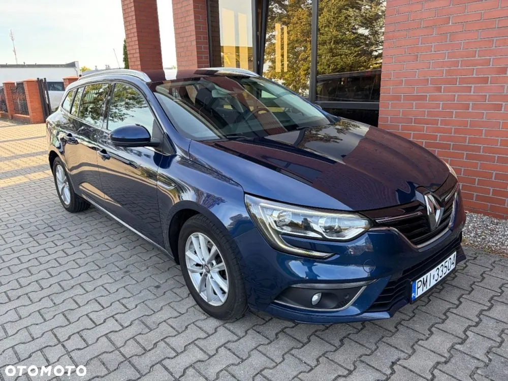 Renault Megane 2019 photo 2