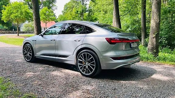 Audi E-Tron 2021 photo 4