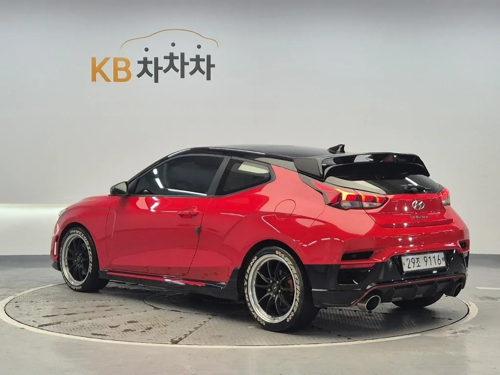 Hyundai Veloster 2018 photo 2