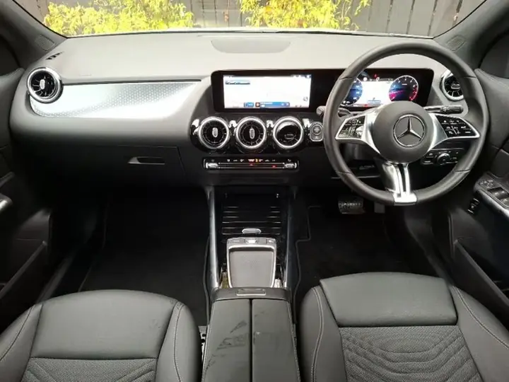 Mercedes-Benz Gla 2025 photo 3