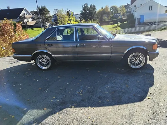Mercedes-Benz S300 1988 photo 3