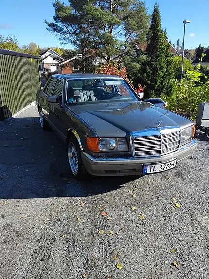 Mercedes-Benz S300