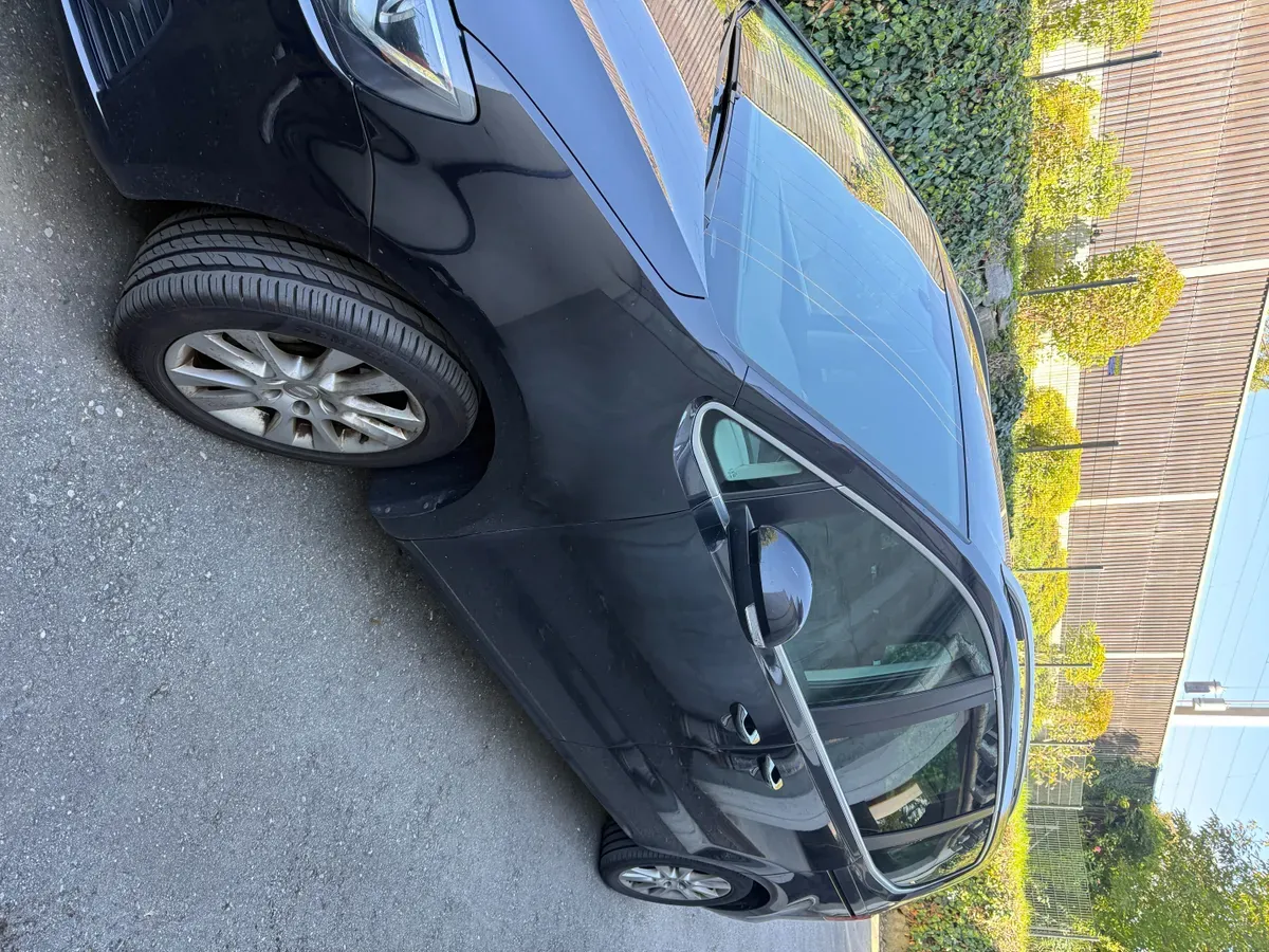 Seat Alhambra 2012 photo 2