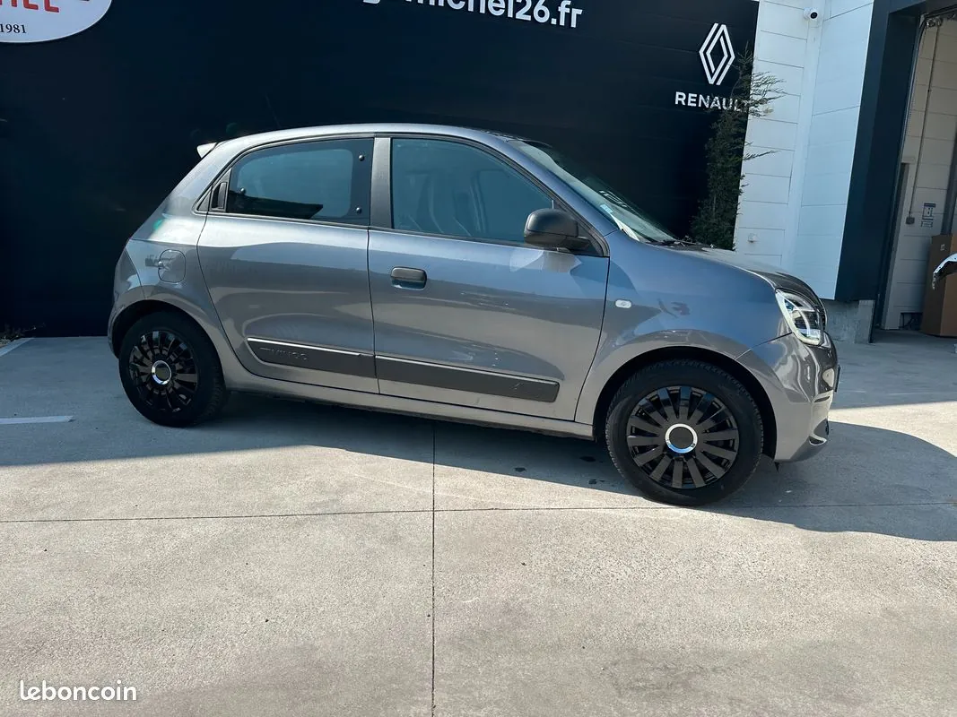Renault Twingo 2020 photo 2