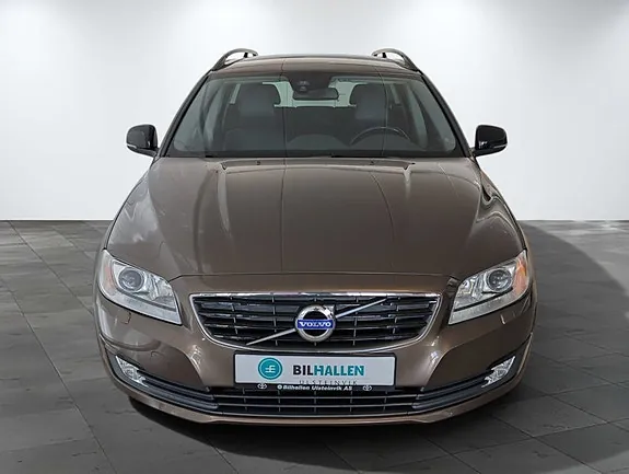 Volvo V70 2015 photo 2